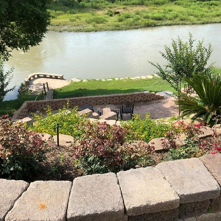 The Perry Riverhouse Bastrop Εξωτερικό φωτογραφία
