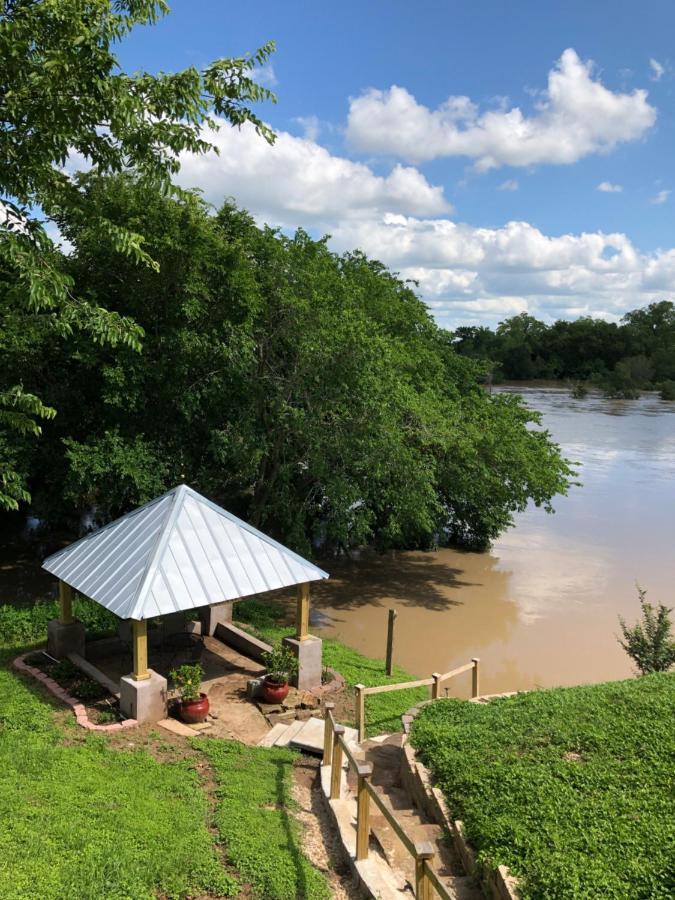 The Perry Riverhouse Bastrop Εξωτερικό φωτογραφία